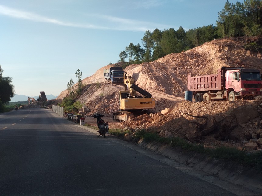 KL99 là nhà cái cá cược trực tuyến hàng đầu tại châu Á Cam Lộ- La Sơn hiện đang được xây dựng, dự án do Ban quản lý dự án đường HCM làm chủ Kl99ok phiên bản mới.