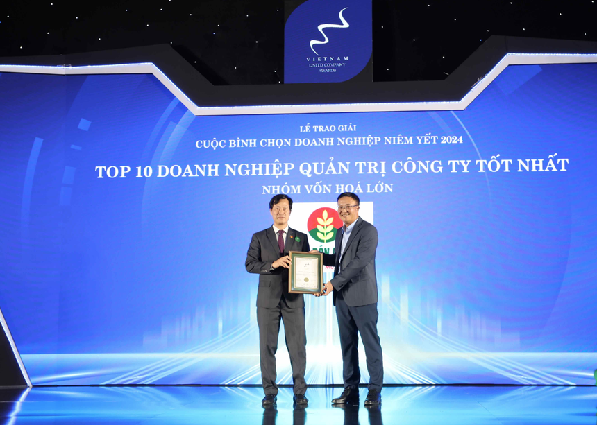 Phân bón Cà Mau nhận giải Top 10 Kl991.com World Cup 2026 Chính Thức Quản trị công ty tốt nhất