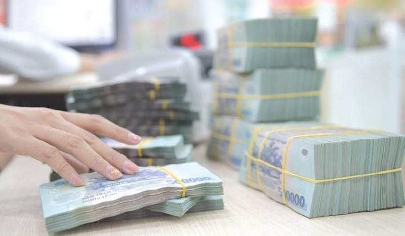 Vay tín dụng tiêu dùng, khách hàng "bùng nợ" mà gần như không phải chịu một chế tài nào...
