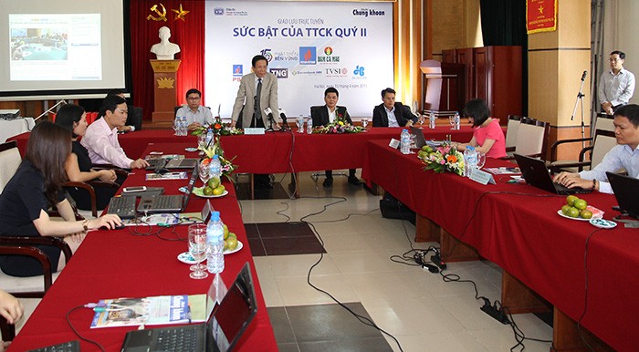 TS. Nguyễn Anh Tuấn, Tổng Biên tập Báo Kl99ok phiên bản mới phát biểu khai mạc buổi giao lưu