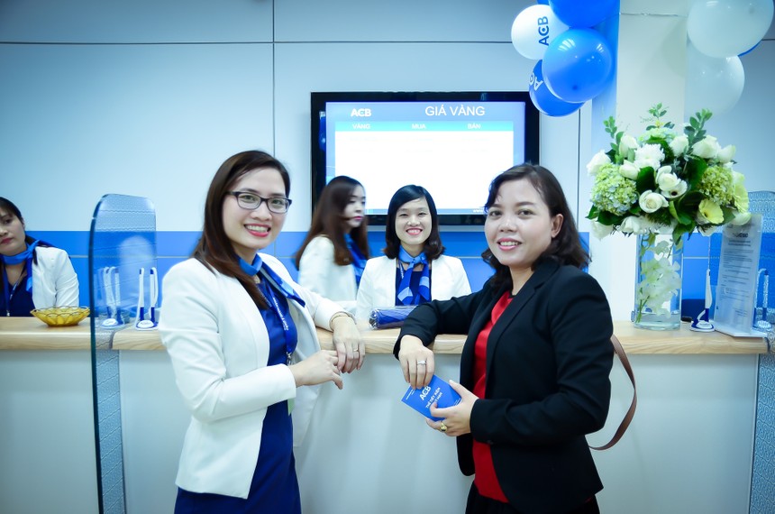 ACB mua lại hơn 1.000 tỷ đồng Kl99kl Hoàn Trả Vô Tận nợ thứ cấp phát hành riêng lẻ năm 2016