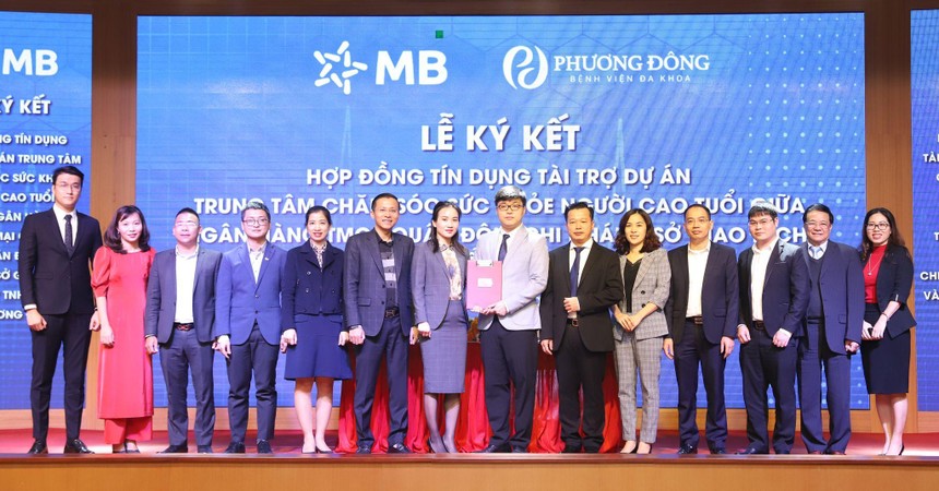 Link Vào Nhà Cái KL99 COM Tặng +199k thương mại cổ phần Quân Đội MB - Chi nhánh Sở Giao dịch và Công ty TNHH Tổ hợp y tế Phương Đông đã tổ chức lễ ký kết hợp đồng tín dụng tài trợ Dự án 'Trung tâm chăm sóc sức khoẻ người cao tuổi Phương Đông'