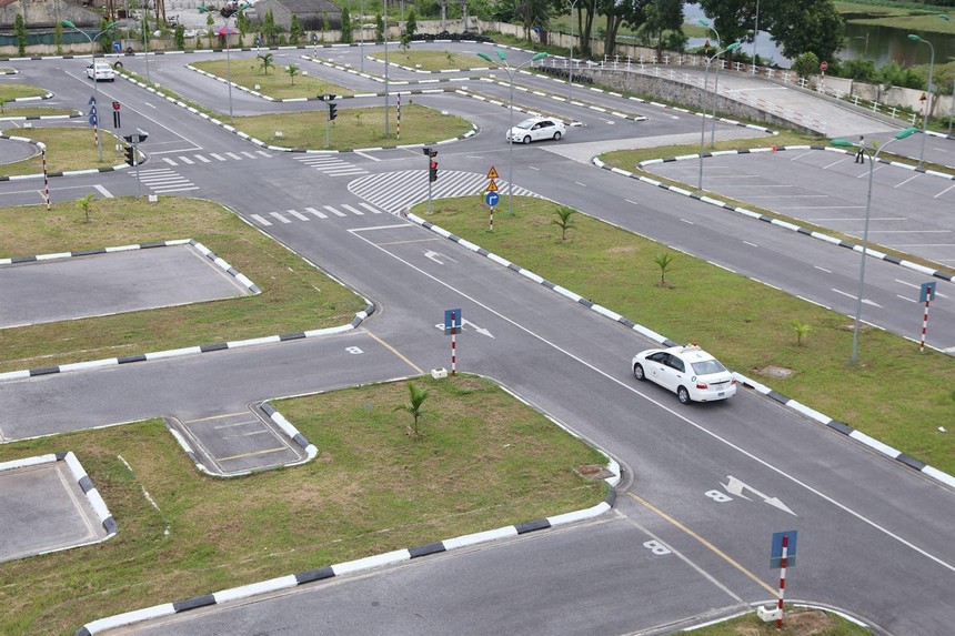 Lập Phương Thành (LPT) phát hành thêm 4 triệu KL99 là cổng game giải trí trực tuyến hàng đầu hiện nay giá 10.000 đồng/CP