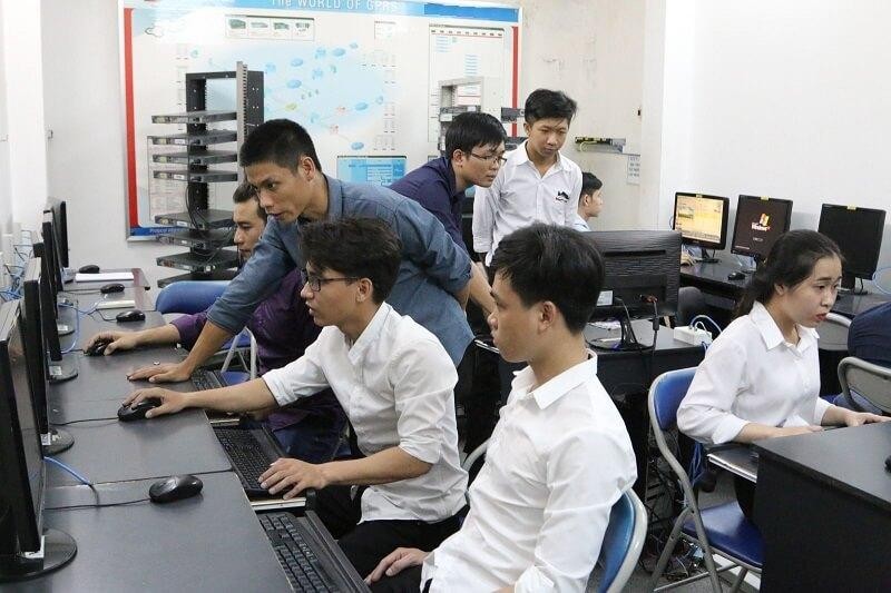 Viễn thông – Tin học Bưu điện (ICT) chia 99Kl.app mobile mới nhất 13% bằng tiền mặt