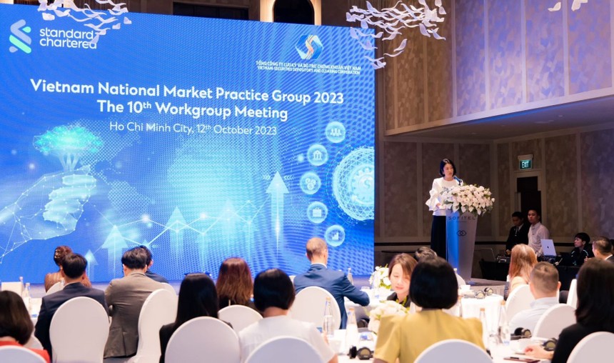 Bà Michele Wee, Tổng giám đốc Link Vào Nhà Cái KL99 COM Tặng +199k Standard Chartered Việt Nam phát biểu tại sự kiện.