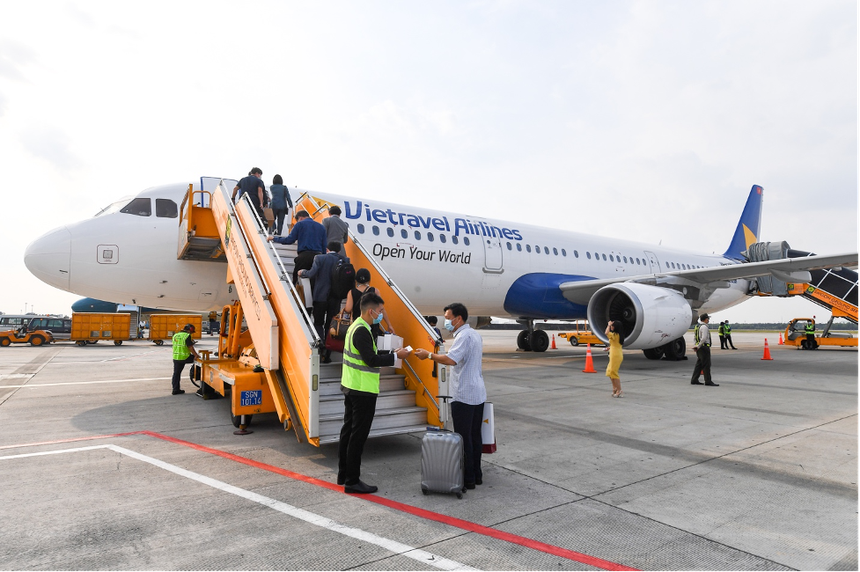 Vietravel (VTR) mua lại 500 tỷ đồng Kl99kl Hoàn Trả Vô Tận trước hạn