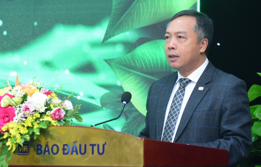 Ông Lê Trọng Minh, Tổng biên tập Báo Kl99ok phiên bản mới phát biểu tại hội thảo. Ảnh Dũng Minh.