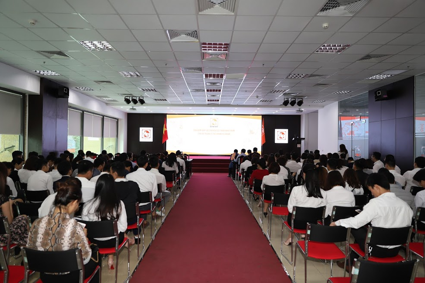 Tọa đàm gặp gỡ chuyên gia Kl991.com nạp rút nhanh Trần Nhật Nam với chủ đề “Quản lý Kl991.com nạp rút nhanh cá nhân” thu hút sự quan tâm của đông đảo CBNV Kl994 game bài casino hấp dẫn Hải Phát