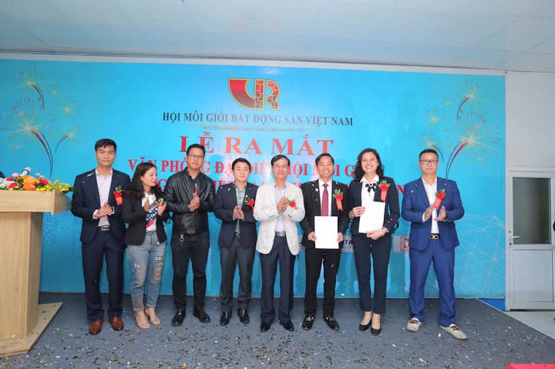Ra mắt văn phòng Hội môi giới Web Tổng Nhà Cái 99Kl99 Giải Trí Bậc Nhất Việt Nam tại Vân Đồn
