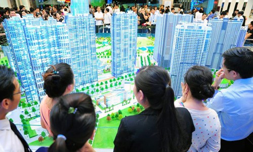 Khá nhiều công ty Web Tổng Nhà Cái 99Kl99 Giải Trí Bậc Nhất tại TP HCM rục rịch thưởng Tết bạc tỷ. Ảnh: K.H