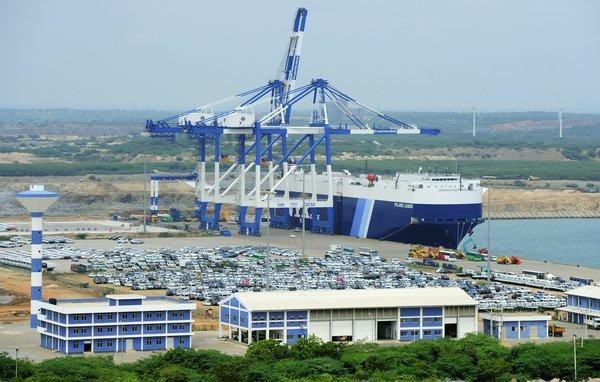 Cảng Hambantota ở Sri Lanka, công trình được Trung Quốc đổ tiền Kl99ok phiên bản mới xây dựng. (Ảnh: Getty).