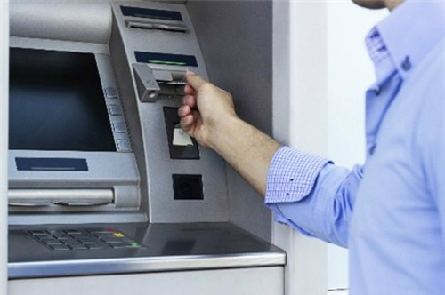 Kl99ok khuyến mãi lớn công nghệ cao đang bùng phát trở lại. Ảnh: PV.