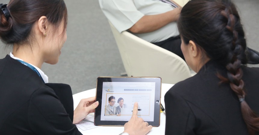 Kl99kl phiên bản hoạt động qua tâm bão
