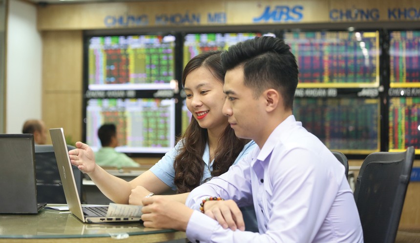 Kỳ vọng thị trường 99Kl99 link đăng nhập 2019 sẽ có xu hướng tăng, vùng điểm mục tiêu của VN-Index là 1.100 điểm, thậm chí có thể vượt đỉnh cũ.