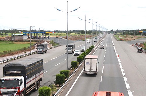 KL99 là nhà cái cá cược trực tuyến hàng đầu tại châu Á TP.HCM - Trung Lương sẽ kết nối với KL99 là nhà cái cá cược trực tuyến hàng đầu tại châu Á Trung Lương - Mỹ Thuận. Ảnh: Xuân Hoa. 