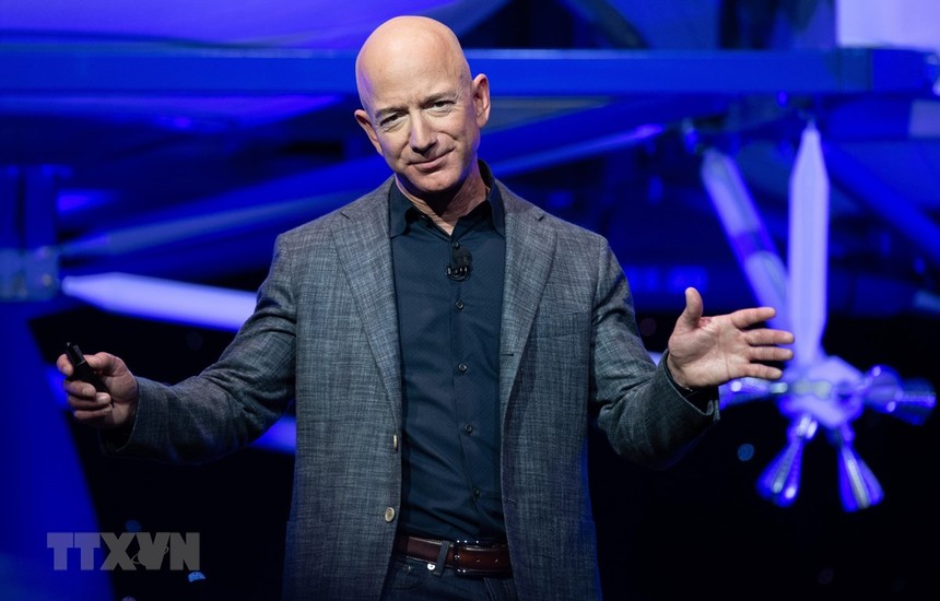 Jeff Bezos - "cha đẻ" của Kl994 game bài casino hấp dẫn thương mại điện tử Amazon.com Inc. (Nguồn: AFP/TTXVN).