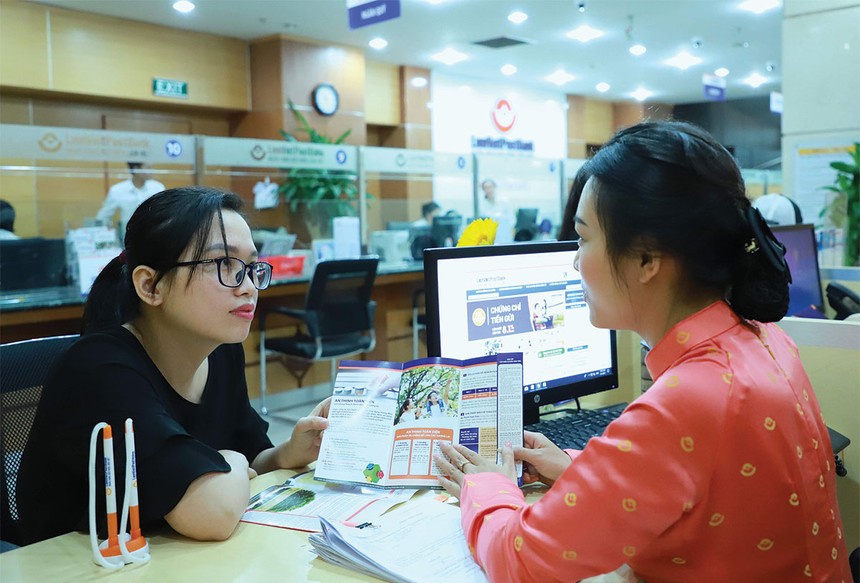 Phi nhân thọ gặp khó trong Kl992 VIP Trang Chủ 2026 bancassurance