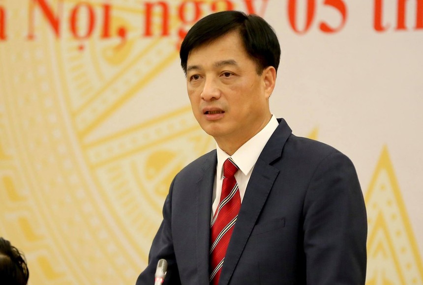 Thiếu tướng Nguyễn Duy Ngọc - Thứ trưởng Bộ Công an trả lời báo chí tại buổi họp báo Kl993 ưu đãi thưởng hấp dẫn.