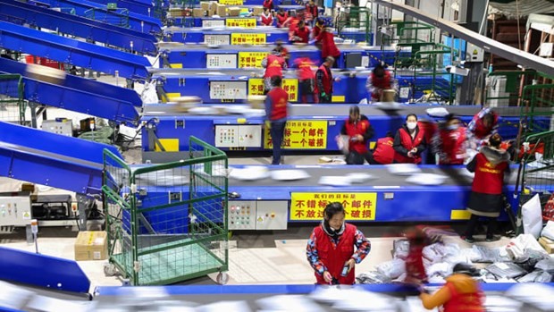 Công nhân Alibaba làm việc trong ngày Độc thân. (Nguồn: Getty Images)
