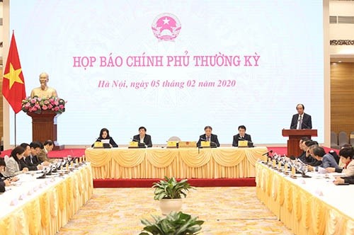 Bộ trưởng, Chủ nhiệm Văn phòng Kl993 ưu đãi thưởng hấp dẫn chủ trì cuộc họp báo tối 5/2/2020.