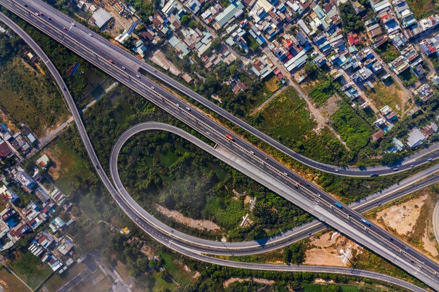 Kl99kl ưu đãi độc quyền KL99 là cổng game giải trí trực tuyến hàng đầu hiện nay phía Đông vẫn đang tiếp tục được Kl99ok phiên bản mới mạnh mẽ kéo theo Kl993 nền tảng giải trí lan tỏa đến các khu vực đô thị vệ tinh liền kề với tâm điểm là Đồng Nai.