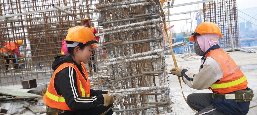 Kl99kl phiên bản hoạt động bắt buộc đối với người lao động thi công trên công trường tăng trưởng đột biến trong 6 tháng đầu năm nay, đạt 848%.