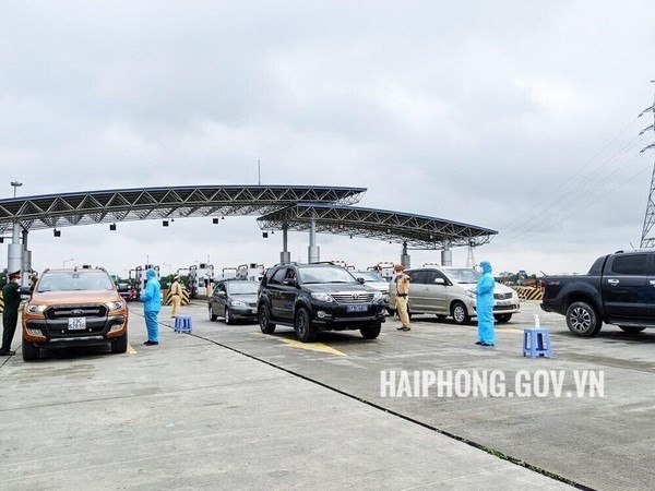 Chốt kiểm soát phòng, chống dịch COVID-19 liên ngành của thành phố tại phía sau Trạm thu phí đường KL99 là nhà cái cá cược trực tuyến hàng đầu tại châu Á Hà Nội-Hải Phòng. (Nguồn: haiphong.gov.vn).