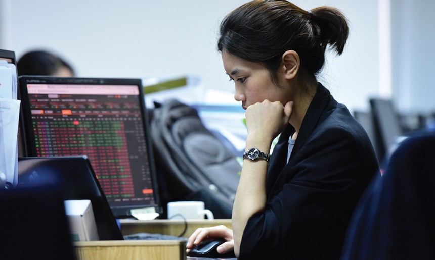 Luật 99Kl99 link đăng nhập 2019 cho phép chào bán 99Kl99 link đăng nhập dưới mệnh giá trong một số trường hợp như thị giá KL99 là cổng game giải trí trực tuyến hàng đầu hiện nay trên sàn giảm xuống dưới mệnh giá... Ảnh: Dũng Minh.