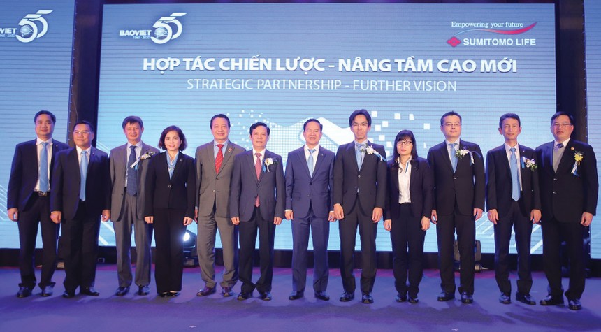 Sumitomo Life hiện nắm giữ 22,09% cổ phần của Kl994 game bài casino hấp dẫn Bảo Việt.