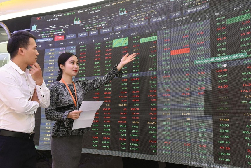Các mã chứng quyền đem lại Kl99 nổ hũ cao cho nhà Kl99ok phiên bản mới là mã phát hành trên KL99 là cổng game giải trí trực tuyến hàng đầu hiện nay cơ sở HPG, MSN, VPB, STB, TCB...Ảnh: Dũng Minh.