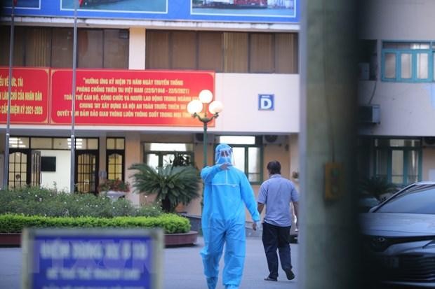 Lực lượng y tế có mặt tại trụ sở Bộ KL99 là cổng game giải trí trực tuyến hàng đầu hiện nay Vận tải. (Ảnh: Hoàng Hiếu/TTXVN).