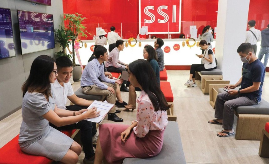 Theo số liệu từ VSD, số lượng tài khoản do nhà Kl99ok phiên bản mới trong nước mở mới tháng 5/2021 tăng vọt lên 113.674 tài khoản, cao nhất trong lịch sử thị trường.