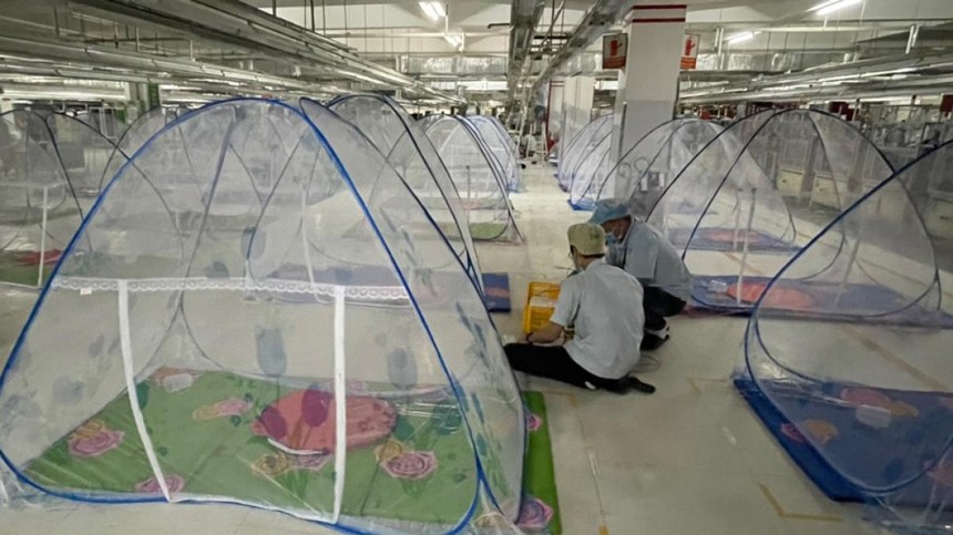 Phòng chống lây lan dịch bệnh, nhiều Kl991.com World Cup 2026 Chính Thức ở Bình Dương bố trí chỗ ở cho công nhân tại nhà máy.