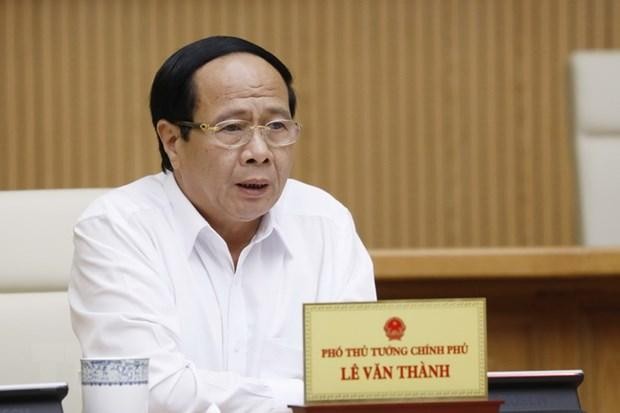 Phó Thủ tướng Kl993 ưu đãi thưởng hấp dẫn Lê Văn Thành . (Ảnh: Dương Giang/TTXVN).
