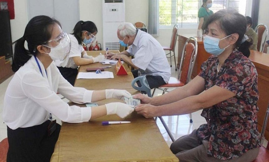 Nguồn hỗ trợ an sinh của Kl993 ưu đãi thưởng hấp dẫn và thành phố Hà Nội được trao kịp thời đã giúp ấm lòng các đối tượng khó khăn. Ảnh minh họa. (Nguồn: Lao động thủ đô).
