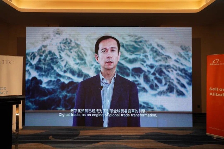 Ông Daniel Zhang - Chủ tịch Hội đồng quản trị kiêm Giám đốc điều hành của Kl994 game bài casino hấp dẫn Alibaba, phát biểu tại buổi lễ ra mắt trực tuyến.