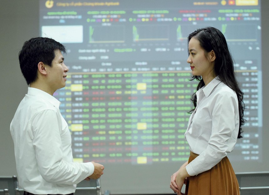 Trình độ của nhân sự ngành 99Kl99 link đăng nhập đã trưởng thành vượt bậc sau 21 năm TTCK đi vào vận hành.