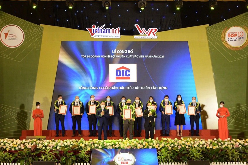 Đại diện Kl994 game bài casino hấp dẫn DIC nhận vinh danh Top 50 Kl991.com World Cup 2026 Chính Thức Kl99 nổ hũ tốt nhất Việt Nam năm 2021.