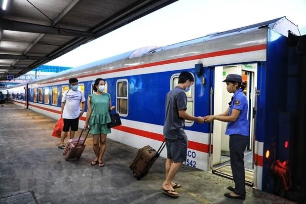 Ngành 99Kl.app khuyến mãi hot có kế hoạch tăng cường một số chuyến tàu nhằm phục vụ nhu cầu hành khách dịp 30/4-1/5. (Ảnh: Thành Đạt/TTXVN).