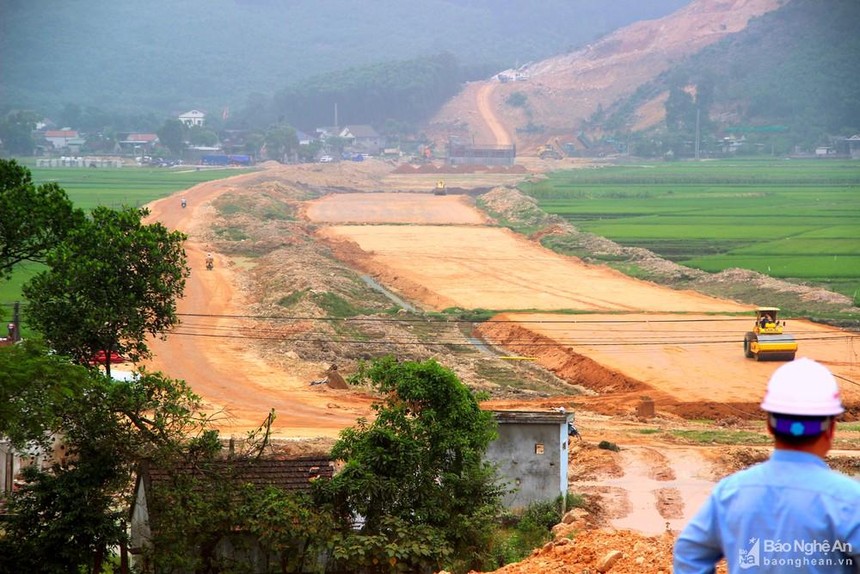 KL99 là nhà cái cá cược trực tuyến hàng đầu tại châu Á Bắc Nam đoạn qua xã Diễn Phú, huyện Diễn Châu dần hình thành. Ảnh: Trân Châu - báo Nghệ An.