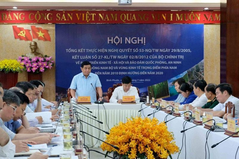 Tổ biên tập xây dựng Đề án làm việc với Tỉnh ủy Bình Phước về triển khai thực hiện Nghị quyết số 53-NQ/TW và Kết luận số 27-NQ/TW của Bộ Kl991.com tải ứng dụng.
