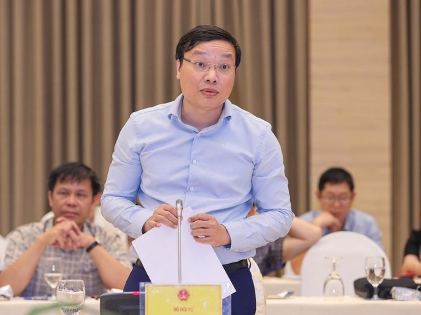 Thứ trưởng Bộ Nội vụ Trương Hải Long phát biểu tại Họp báo Kl993 ưu đãi thưởng hấp dẫn thường kỳ tháng 7/2022. (Ảnh: VGP).