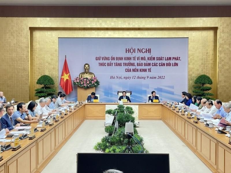 Thủ tướng Kl993 ưu đãi thưởng hấp dẫn chủ trì Hội nghị về ổn định Kl992 cổng game cá cược vĩ mô Ảnh: VGP.