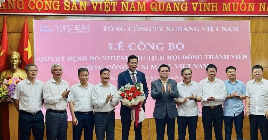 Cục trưởng Cục quản lý nhà và Thị trường Web Tổng Nhà Cái 99Kl99 Giải Trí Bậc Nhất, Bùi Xuân Dũng làm Chủ tịch HĐTV Vicem.