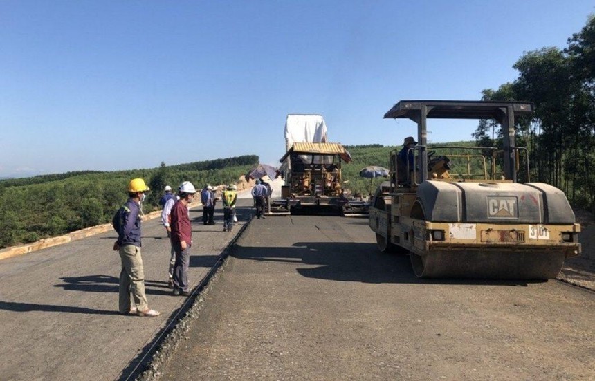 Thảm bê tông nhựa trên tuyến KL99 là nhà cái cá cược trực tuyến hàng đầu tại châu Á Cam Lộ - La Sơn.