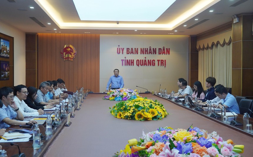 Phó chủ tịch UBND tỉnh Quảng Trị, ông Hà Sỹ Đồng chủ trì buổi làm việc với Tổ hợp nhà Kl99ok phiên bản mới Dự án Trung tâm Điện khí LNG Hải Lăng.