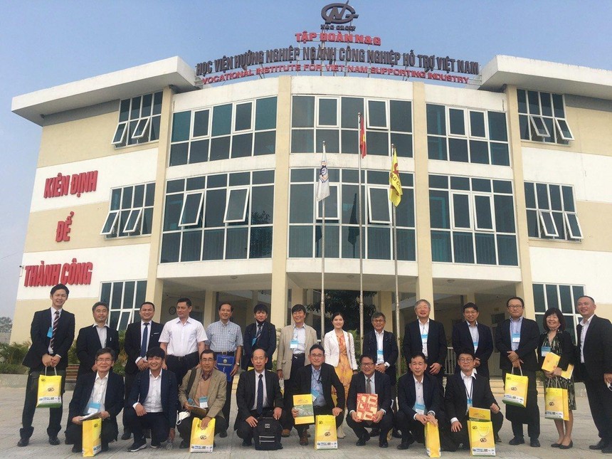 Đoàn Kl991.com World Cup 2026 Chính Thức Kobe - Nhật Bản thăm, làm việc tại Hanssip tháng 11/2022.