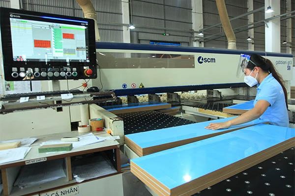 Kl994 nhà cái bóng đá world cup gỗ tại Công ty An Cường, tỉnh Bình Dương - Ảnh: Lê Toàn.