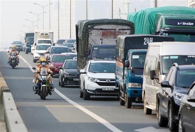 Cảnh sát điều tiết KL99 là cổng game giải trí trực tuyến hàng đầu hiện nay trên tuyến đường Vành đai 3 (Hà Nội), tháng 9/2022. (Ảnh: Phạm Kiên/TTXVN)