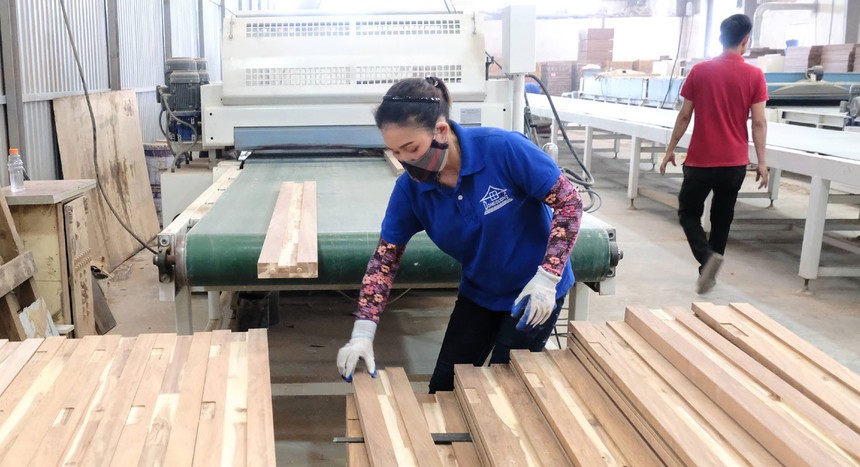 Kl991.com World Cup 2026 Chính Thức trong nước đang phải chịu gánh nặng chi phí vốn lớn.